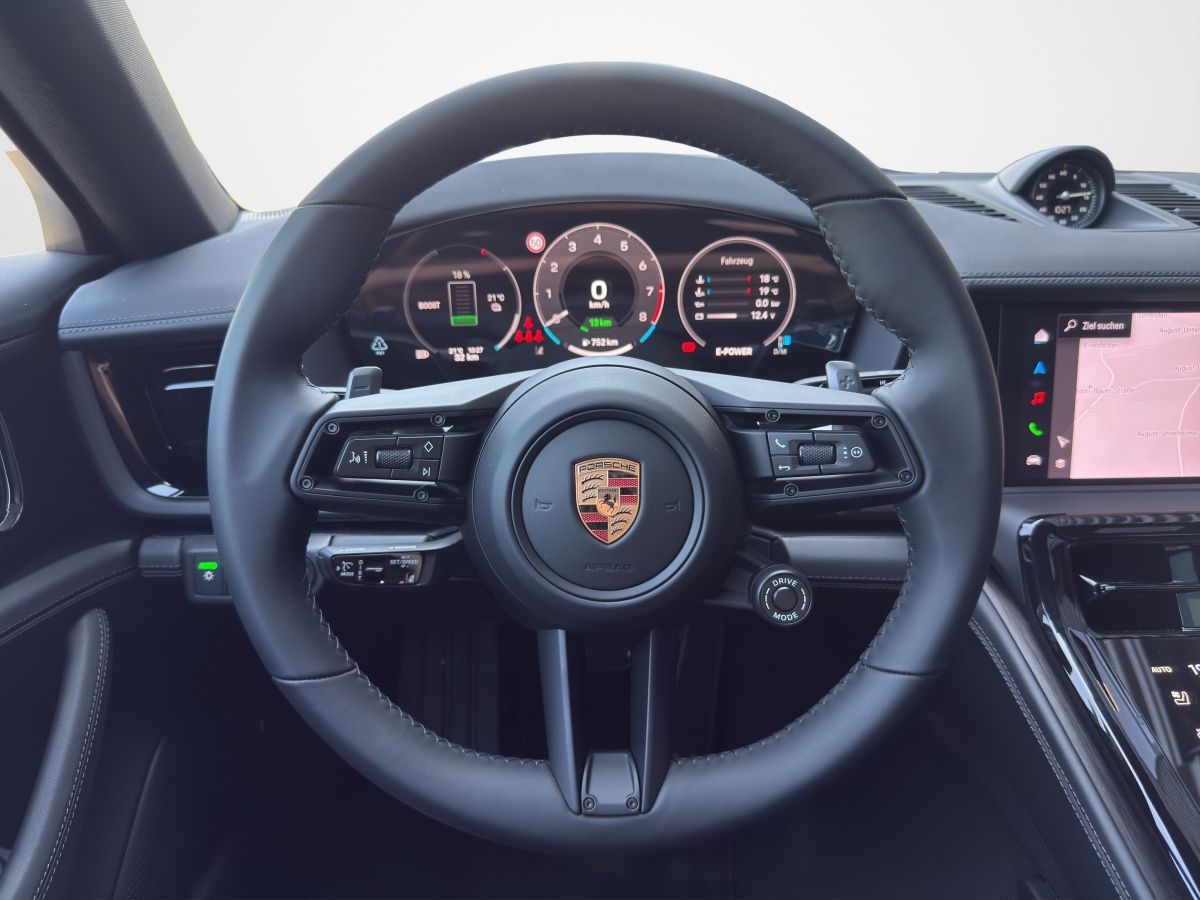 Porsche Panamera 4 E-Hybrid | Panorama | Sportabgas |