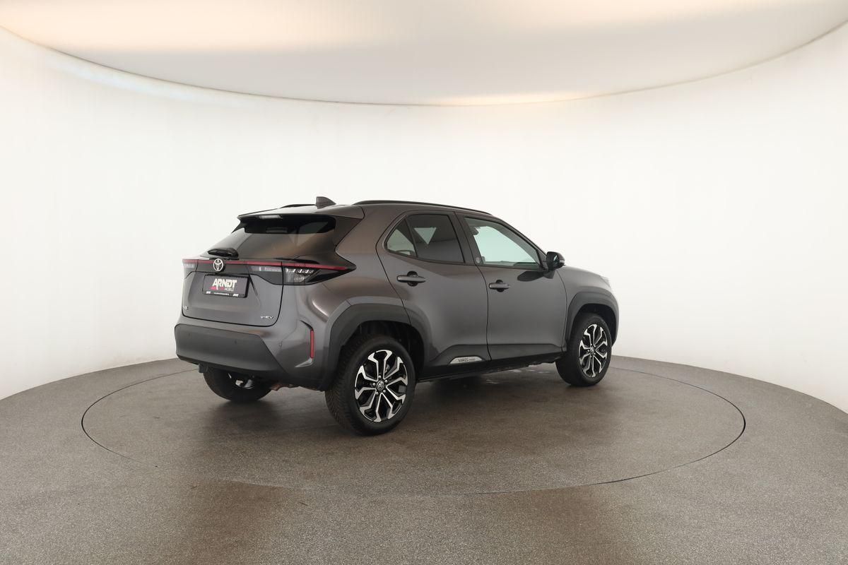 Toyota Yaris Cross CVT Team D LED Navi SHZ iACC Kam 17"
