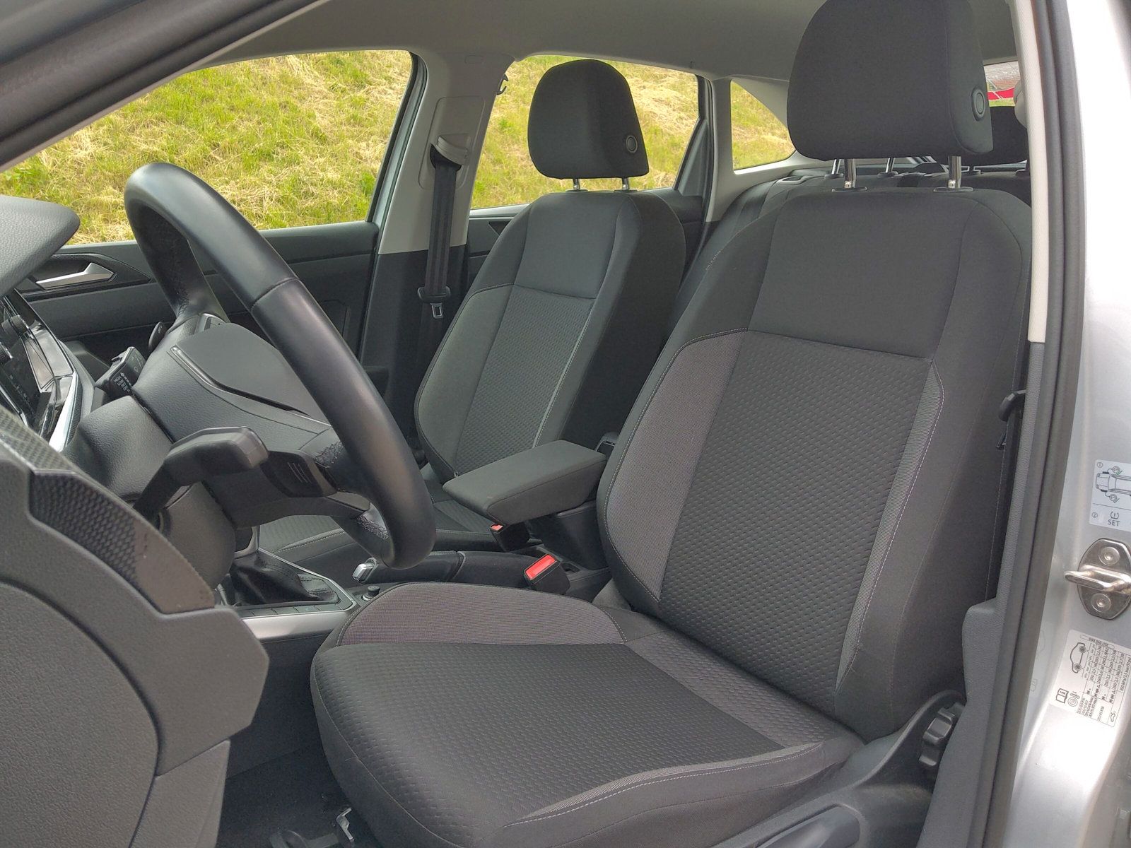 Volkswagen Taigo Life 1.0 TSI DSG - Samsaru's Car Outlet