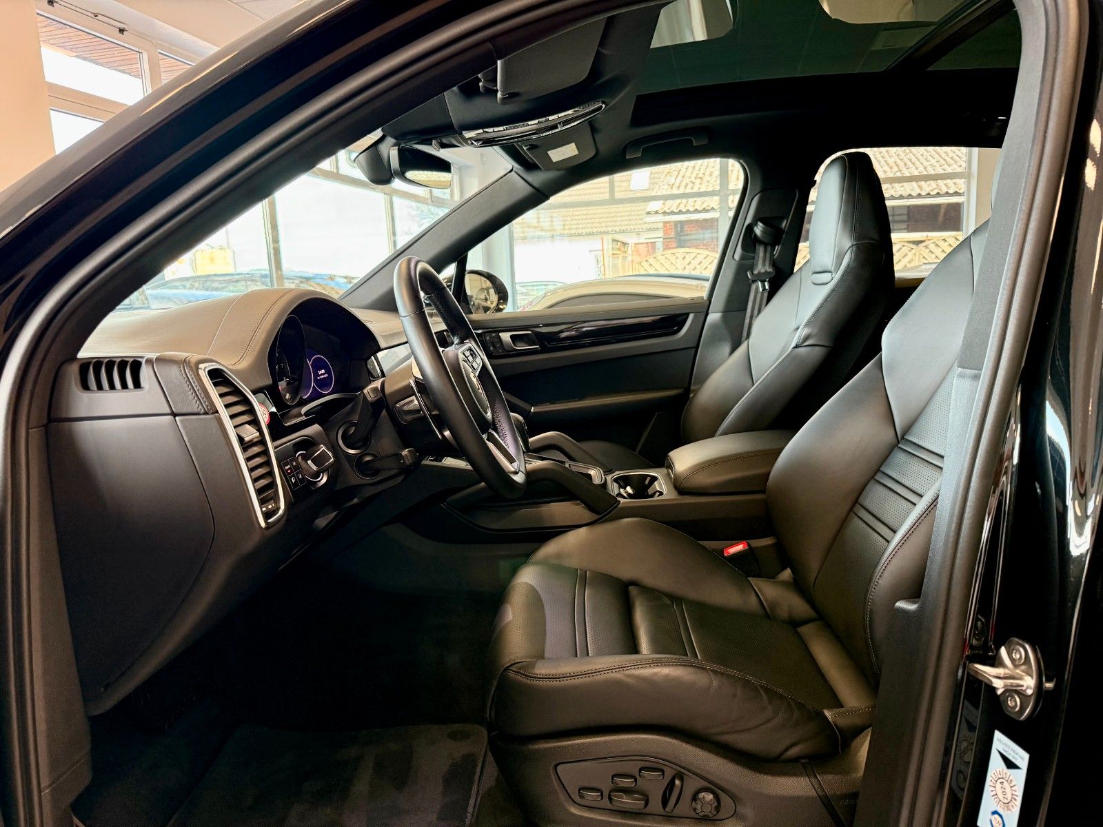 Porsche Cayenne E-Hybrid Panorama/Luftfederung/ACC