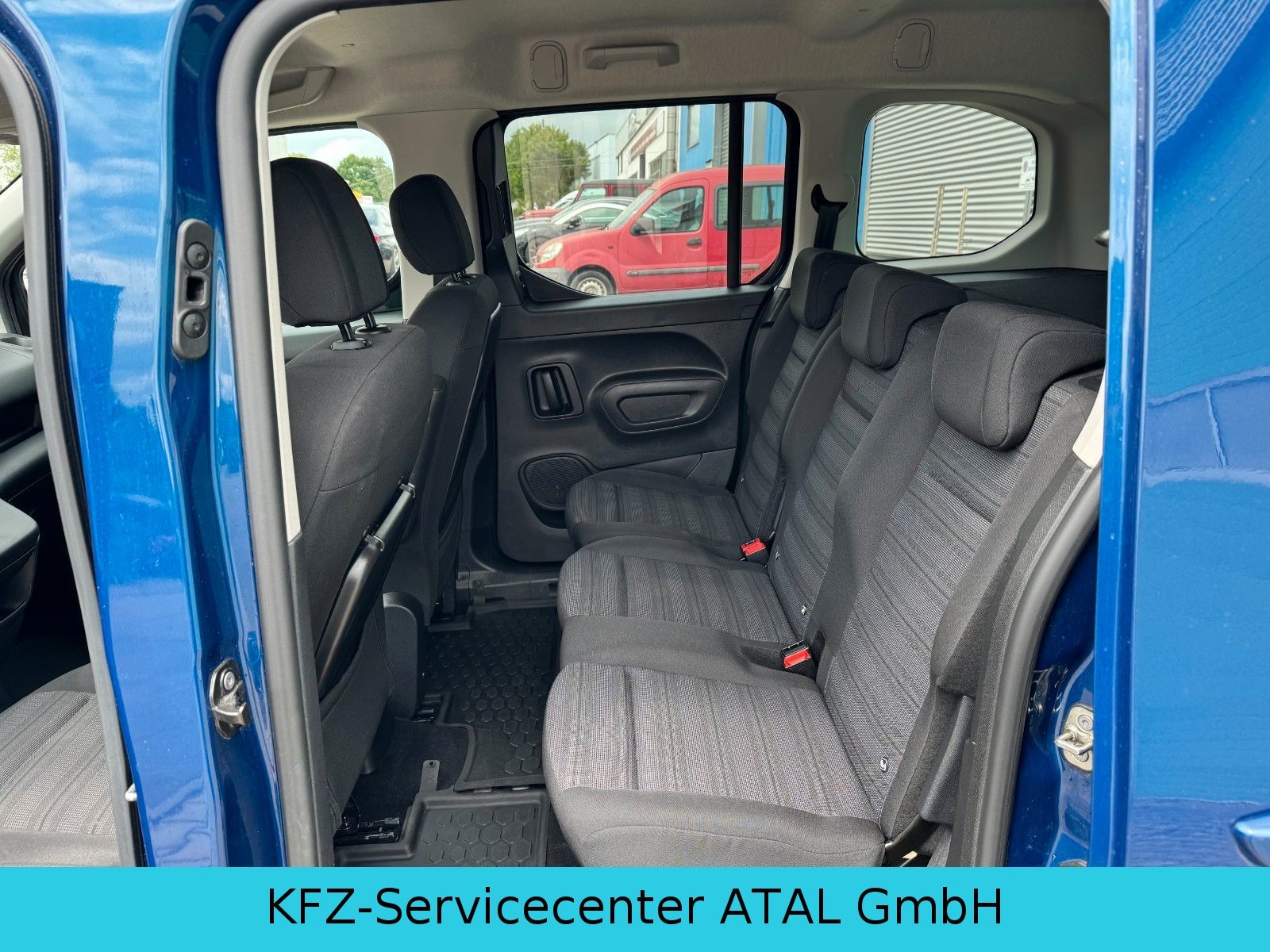 Opel Combo Life Elegance - Samsaru's Car Outlet