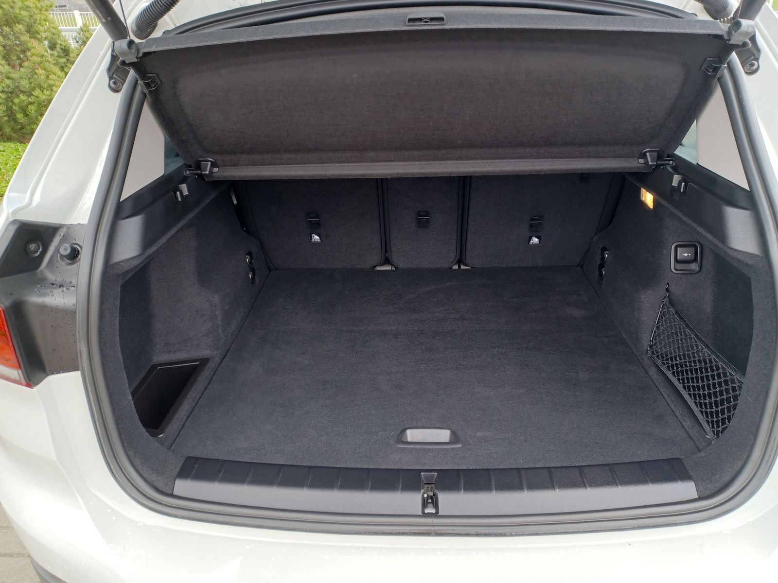 BMW X1 xDrive18d Advantage - Samsaru's Car Outlet