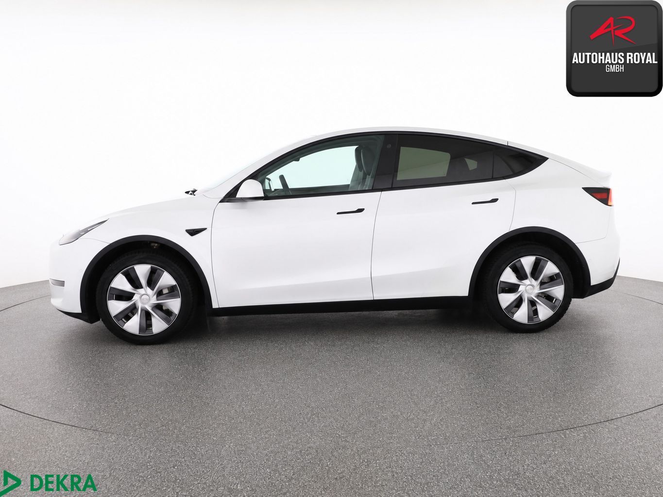 Tesla Model Y Long Range Dual AWD PANO,KEYLESS,360GRAD