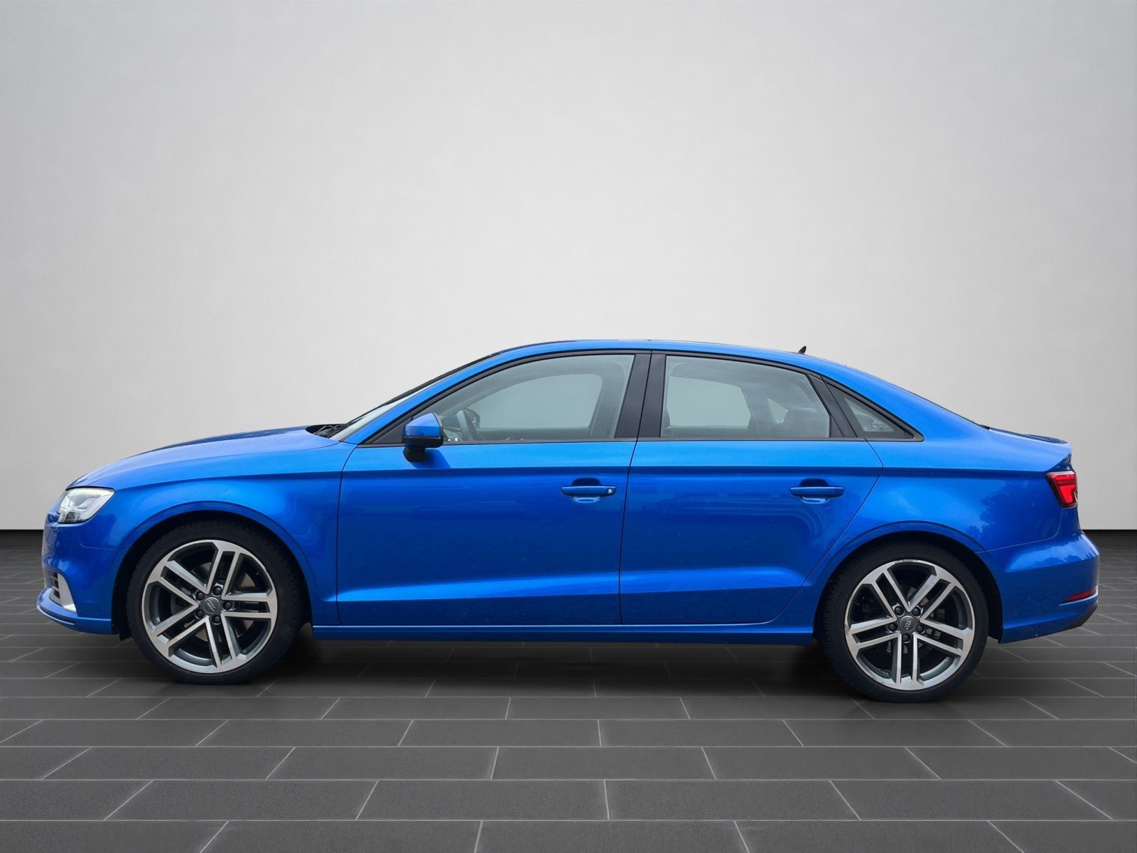Audi A3 Limousine Sport 40 TFSI QUATTRO - Samsaru's Car Outlet