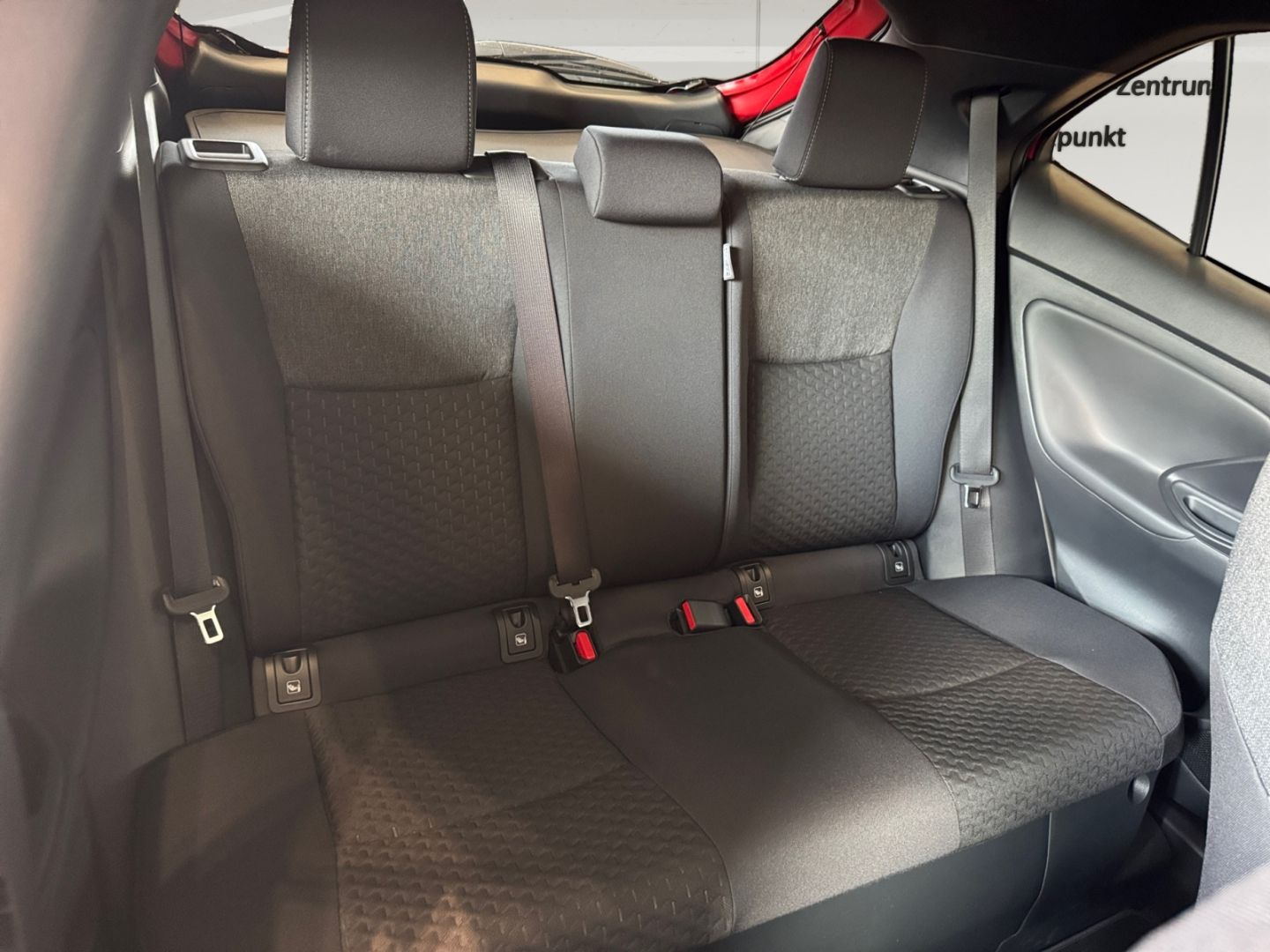 Toyota Yaris Cross 1,5l Hybrid Teamplayer*Safety+Winter