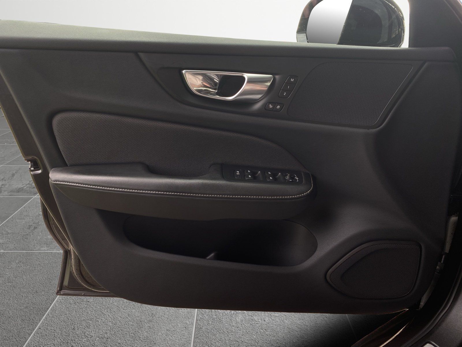 Volvo V60 T8 Plus Dark AHK*StHzg*SHZ*MMY*