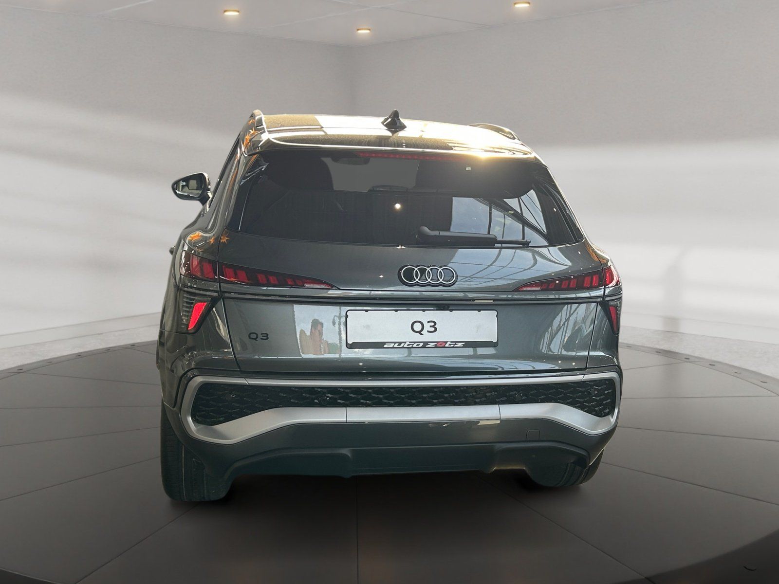 Audi Q3 SUV e-hybrid 200 kW S tronic S Line,Kam.,ACC