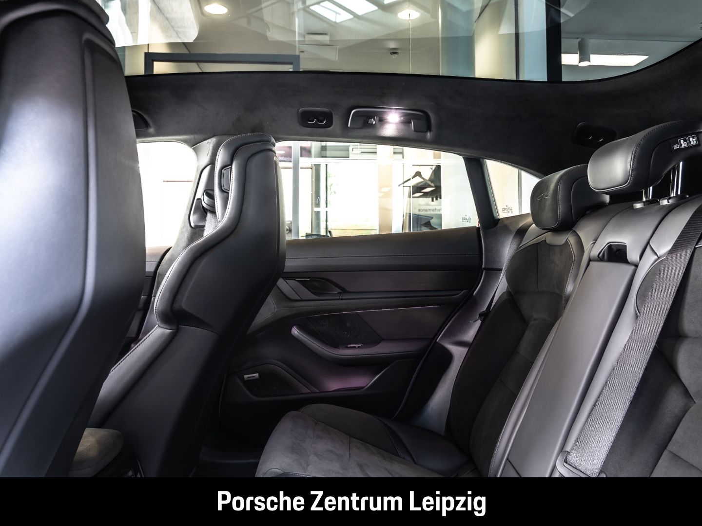 Porsche Taycan GTS Sport Turismo BOSE Surround-View LED