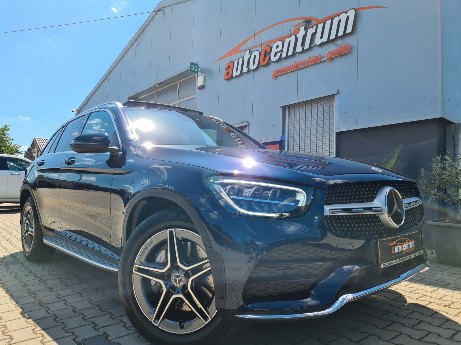 Mercedes-Benz GLC 300 4M AMG - Samsaru's Car Outlet