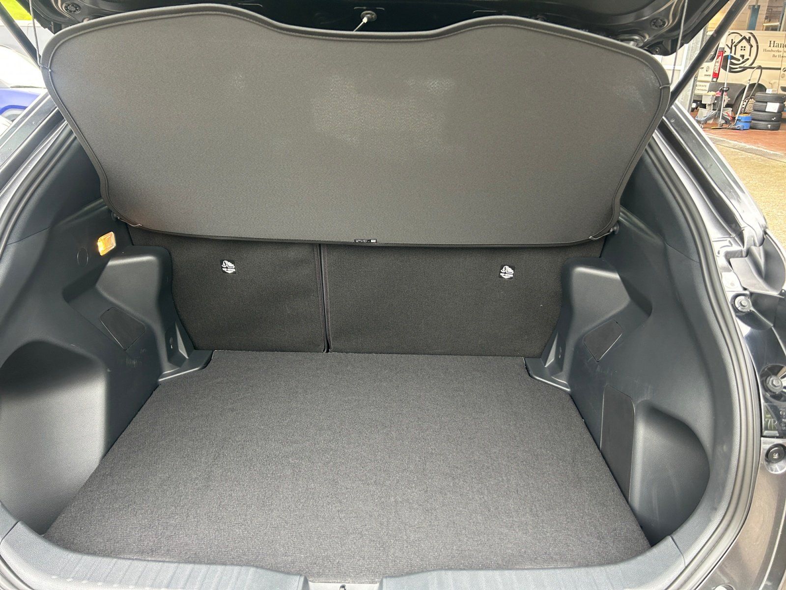 Toyota Yaris Cross 5-Türer Teamplayer 1.5L Hybrid 96 kW