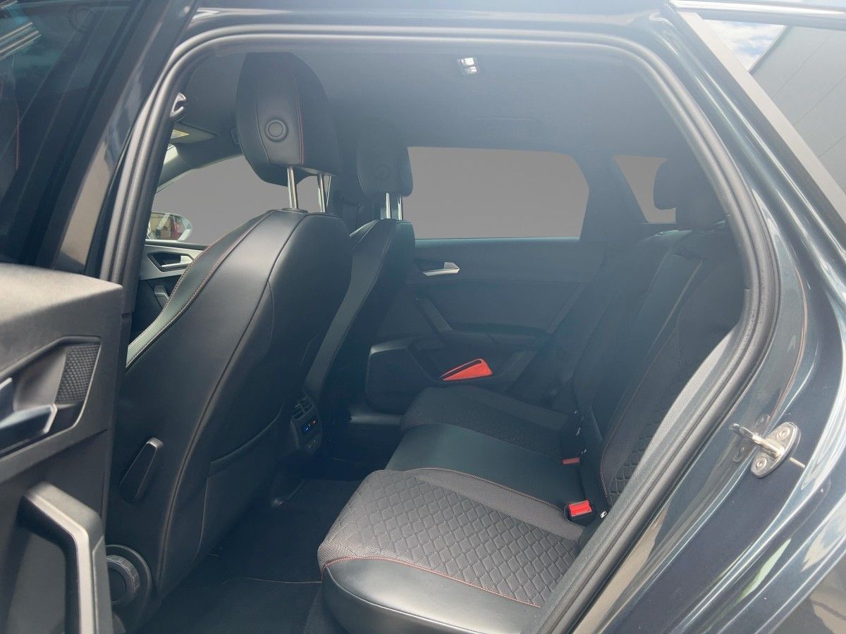 Seat Leon Sportstourer FR 1.5 eTSI ACT - Samsaru's Car Outlet