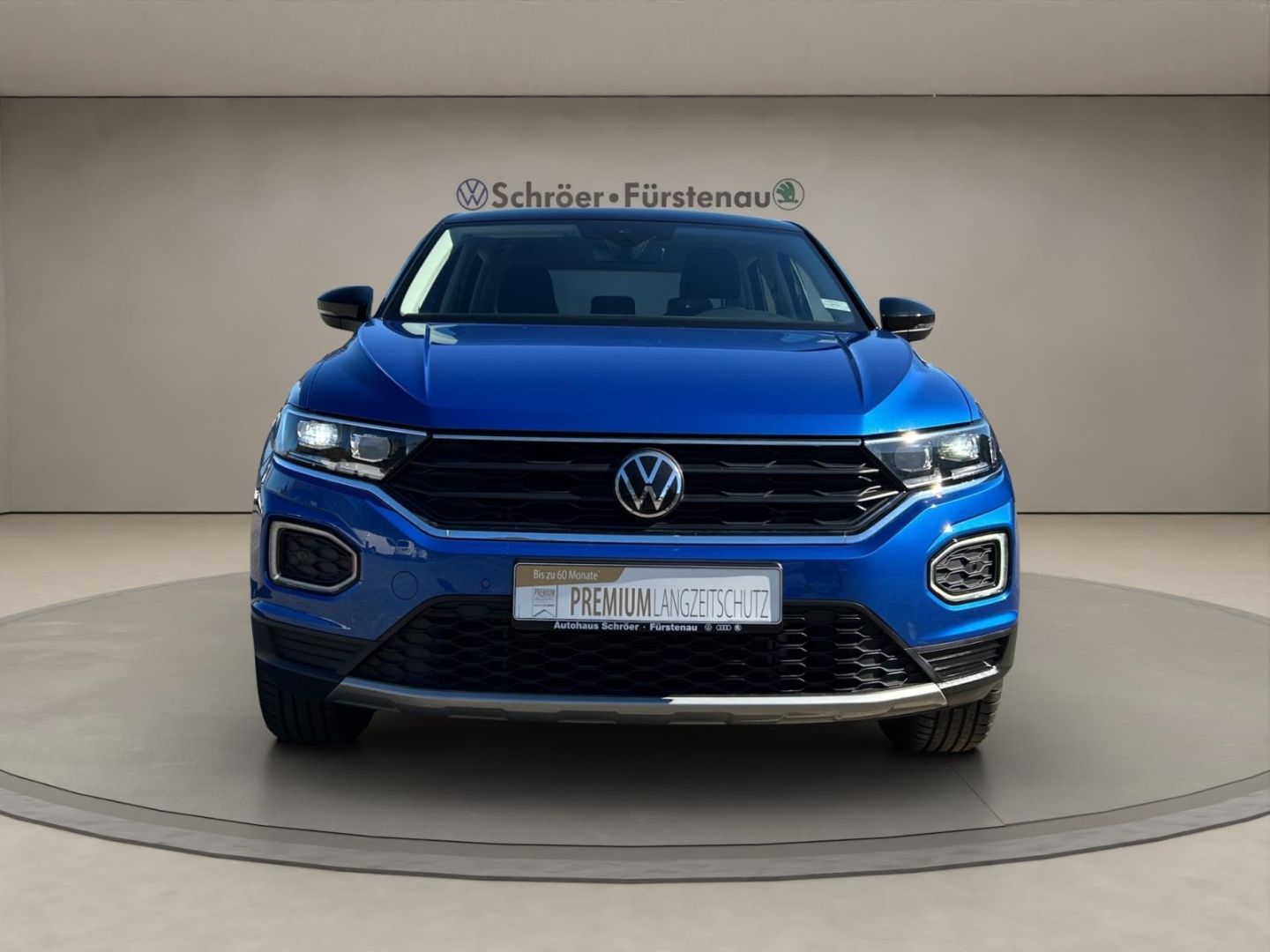 Volkswagen T-Roc Style 1.5 TSI DSG - Samsaru's Car Outlet