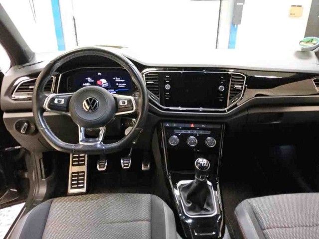 Volkswagen T-Roc 1.5 TSI Sport - Samsaru's Car Outlet