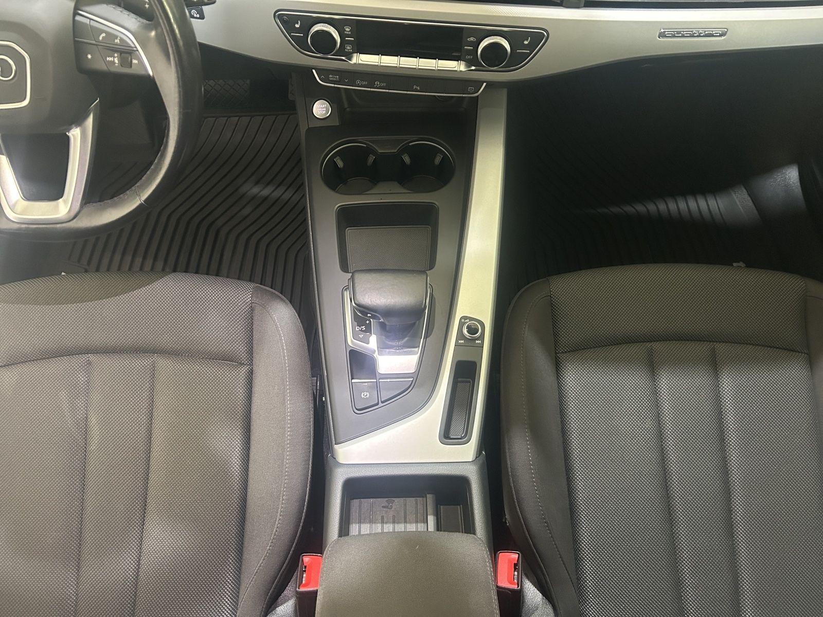 Audi A4 Avant 45 TFSI quattro S tronic - Samsaru's Car Outlet