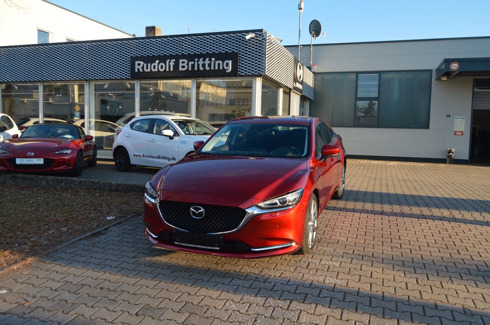 Mazda 6 Limousine Benzin 194PS 6AG Exclusive-Line Navi