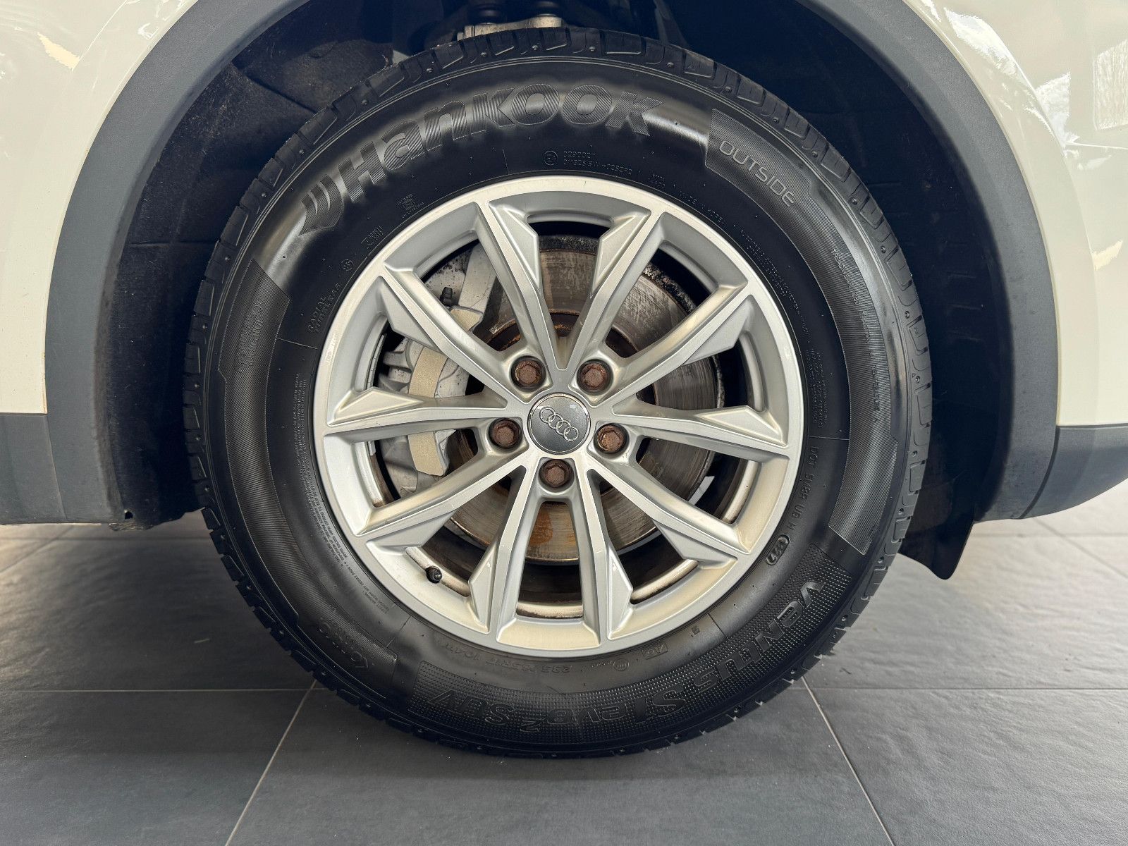 Audi Q5 35 TDI quattro - Samsaru's Car Outlet