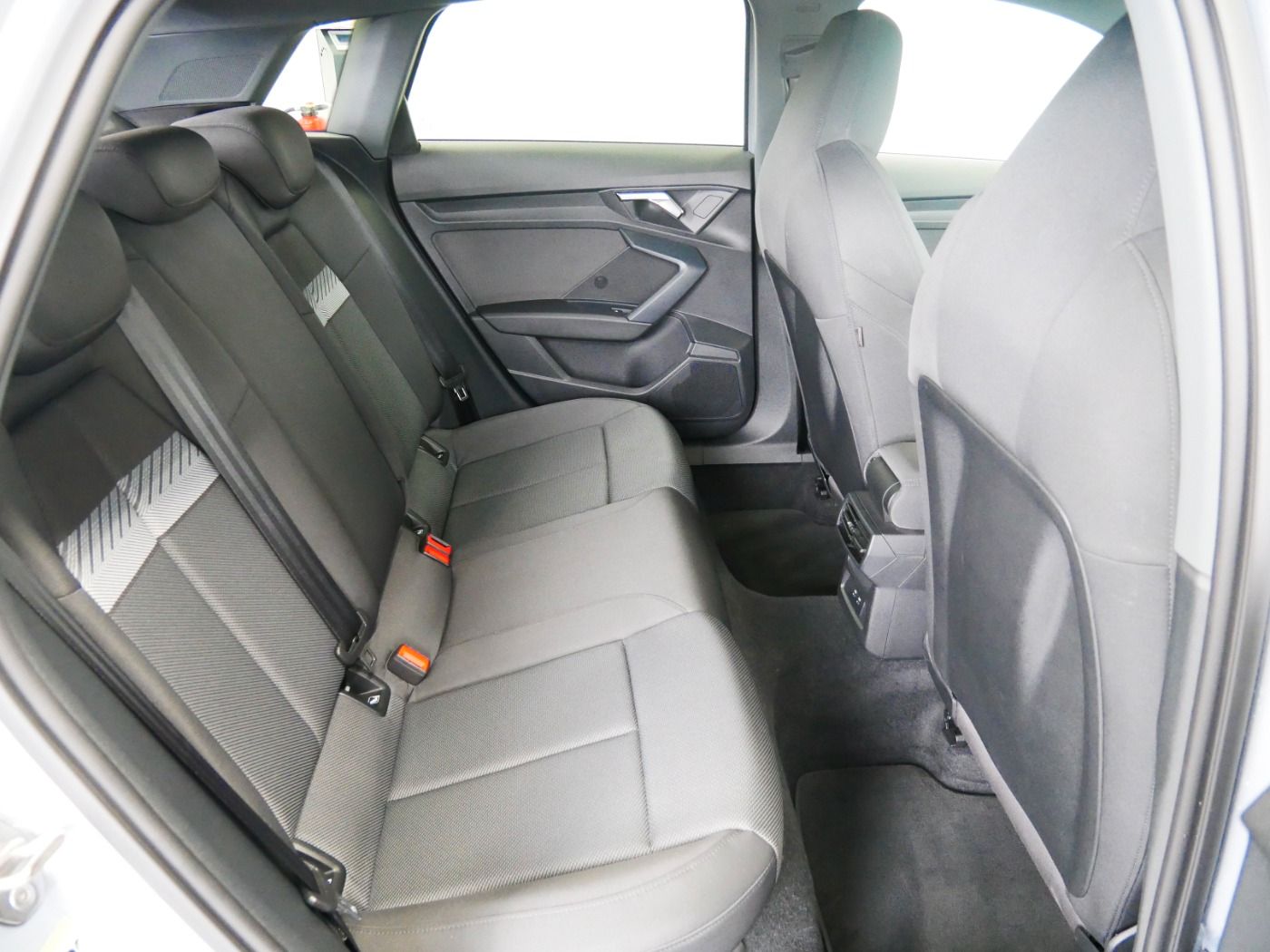 Audi A3 Sportback 35 TFSI advanced - Samsaru's Car Outlet