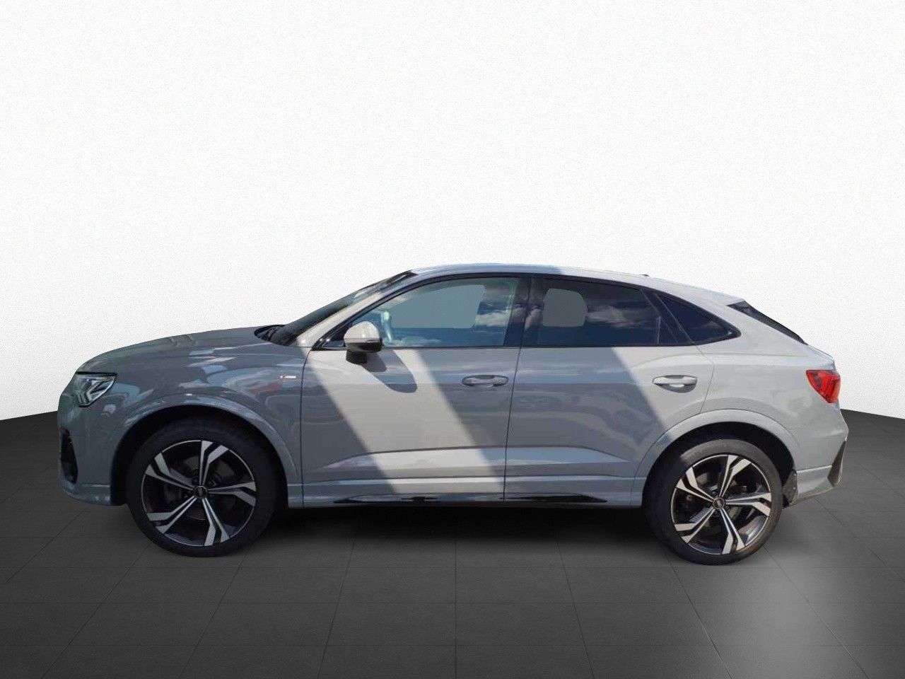 Audi Q3 SB 45 TFSI quattro S tronic S line Edition - Samsaru's Car Outlet