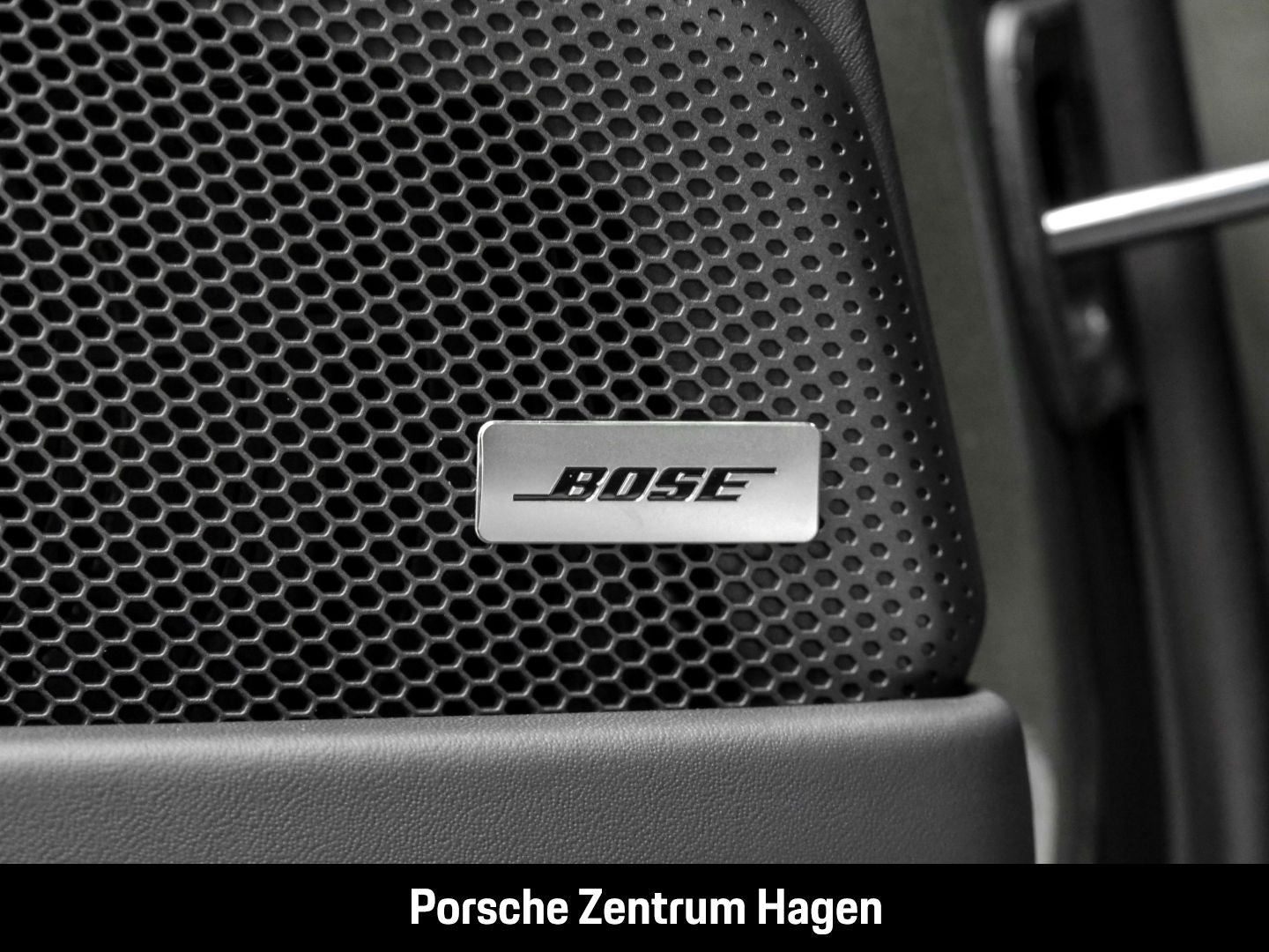 Porsche Panamera 4S E-Hybrid Sportabgasanlage HA-Lenkung