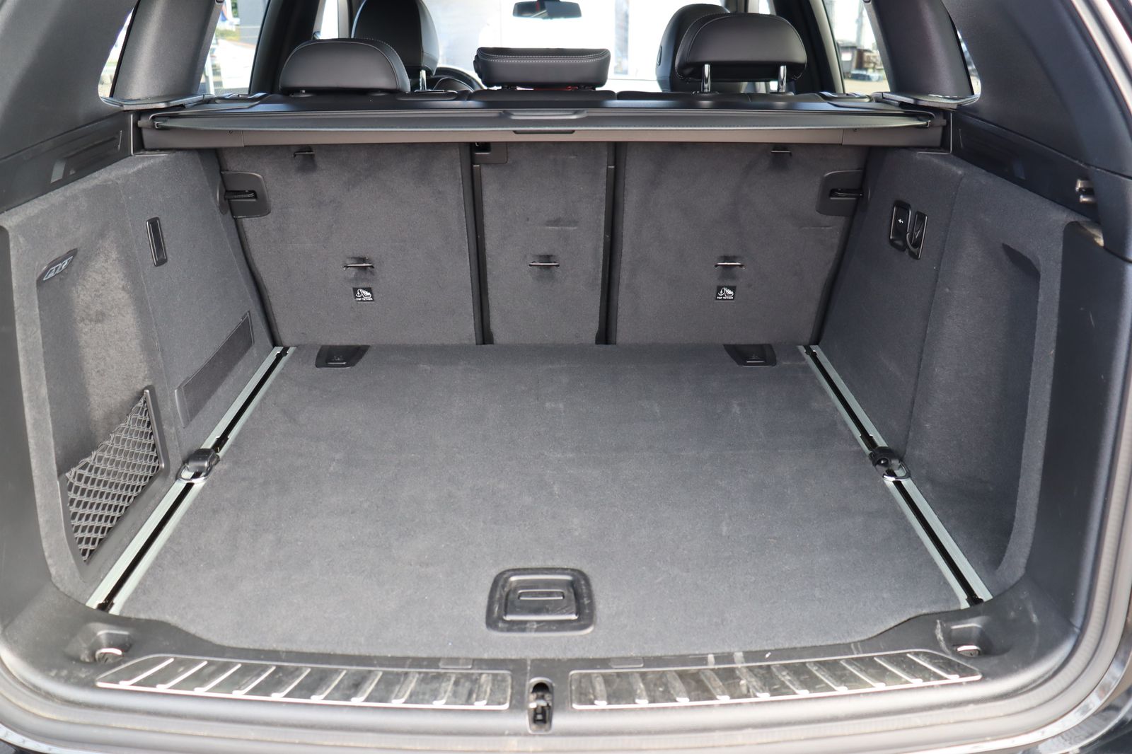 BMW X3 xDrive20i M SPORT - Samsaru's Car Outlet