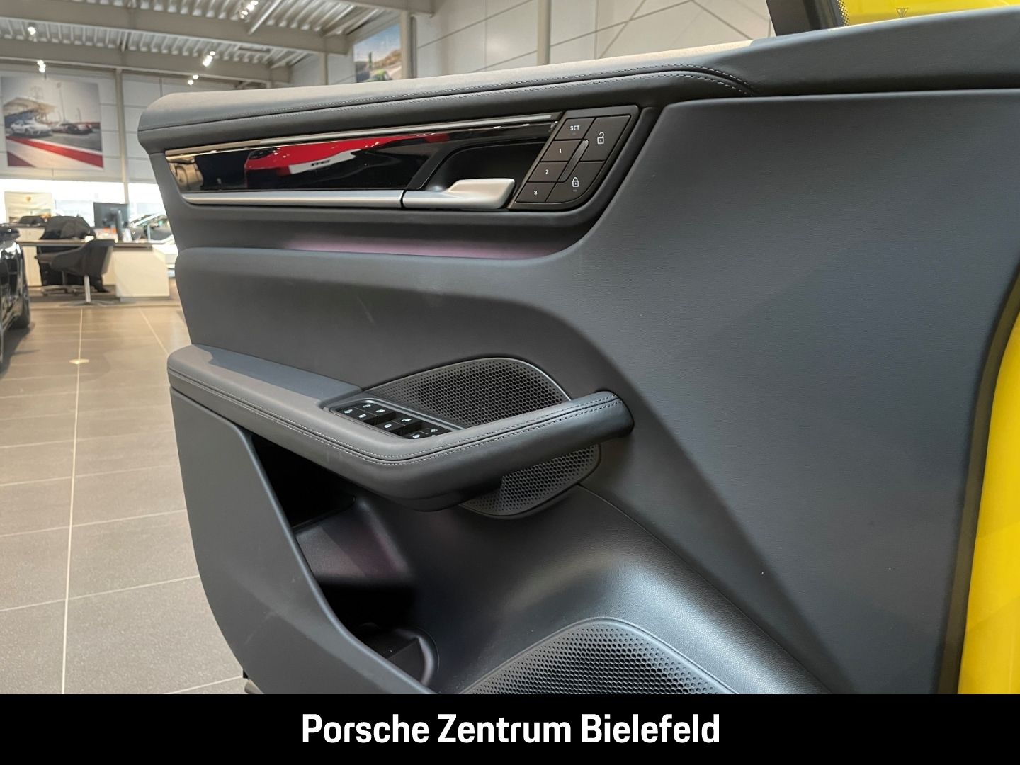 Porsche Macan 4 Offroad-Design LED-Matrix Surround-View