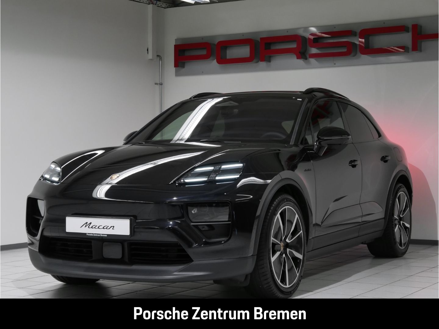 Porsche Macan 4 Sportpaket - Samsaru's Car Outlet