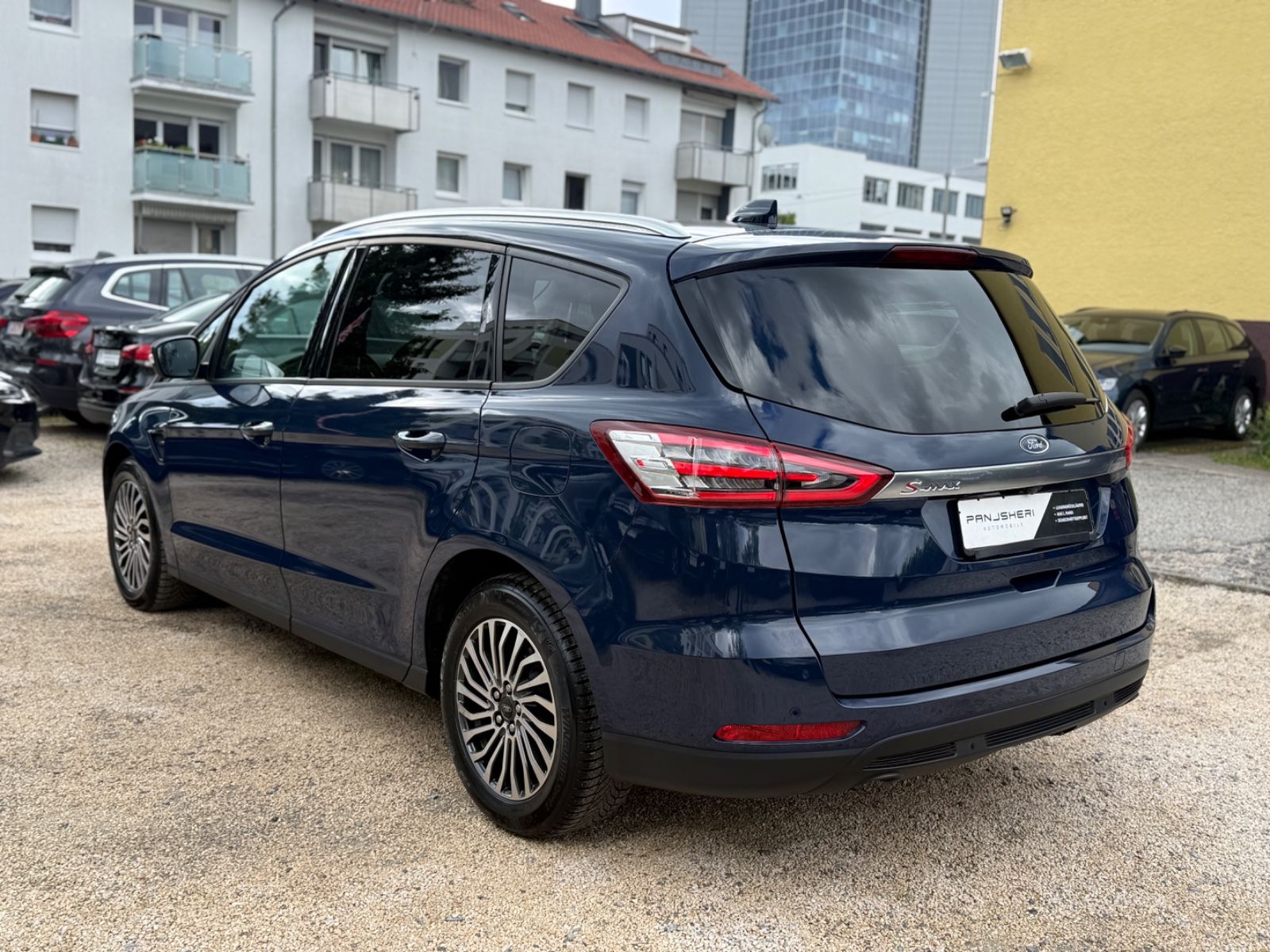 Ford S-Max 2.0 EcoBlue Aut 7-Sitz AHK Kamera ACC LED