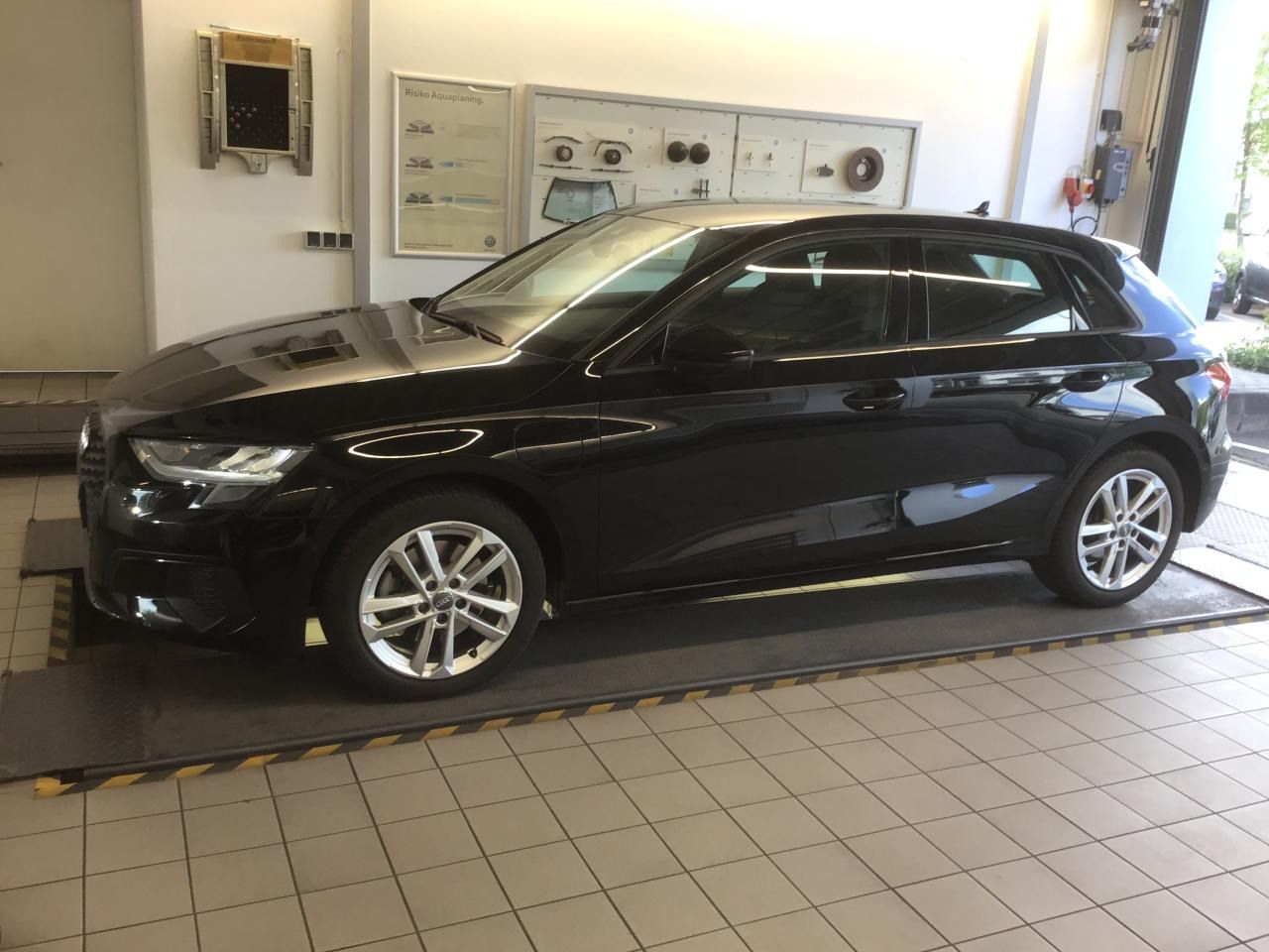 Audi A3 Sportback 40 TFSI e S tronic - Samsaru's Car Outlet