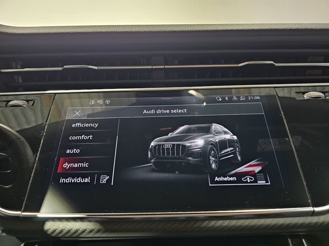 Audi Q8 55 TFSI Q. 2x S Line Black RS-Sitz B&O Hud 23