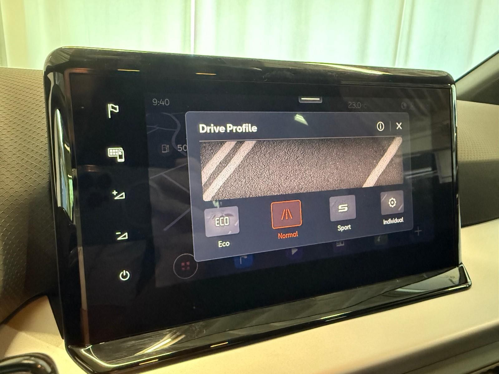 Seat Arona FR 1.0 TSI DSG AHK ACC NAVI LED ALCANTARA