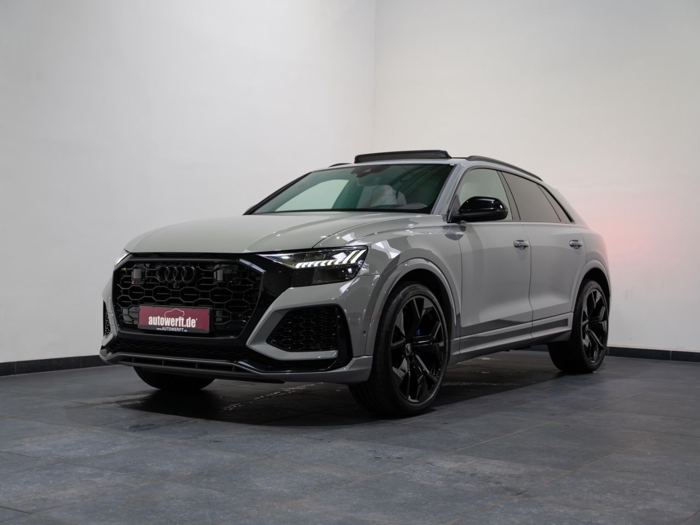 Audi RSQ8 4.0 TFSI QU PANO EXCLUSIVE DYNAMIK+ KERAMIK