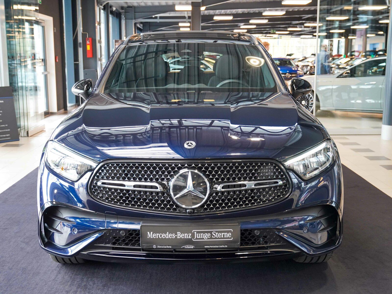 Mercedes-Benz GLC 300 d 4M AMG Line - Samsaru's Car Outlet