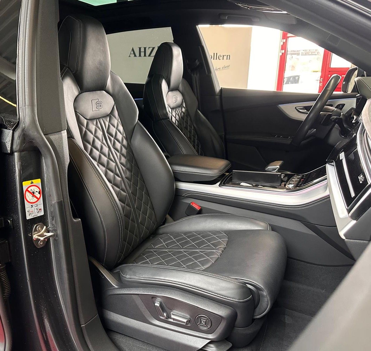 Audi Q8 50 TDI quattro S LINE AHK STANDHZ PANO Allrad