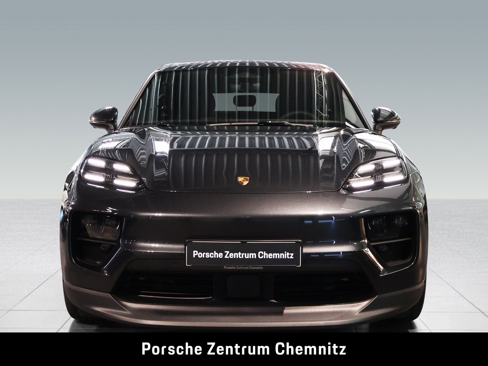 Porsche Macan 4S Electric Luft;AHZV;Pano;BOSE;Matrix-LED