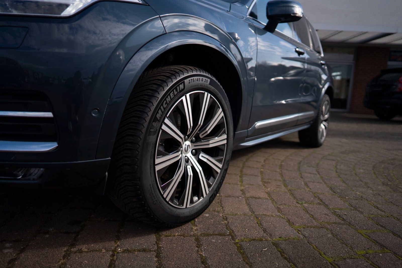 Volvo XC90 B5 Diesel Plus AWD Pano AHK Standhz. BLIS