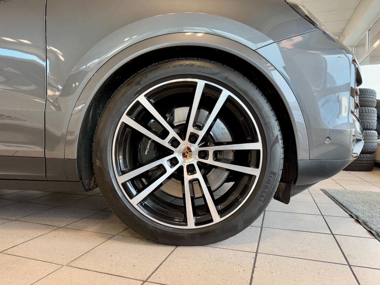 Porsche Cayenne S HeadUP/ACC/Panorama/Luftfederung/22"
