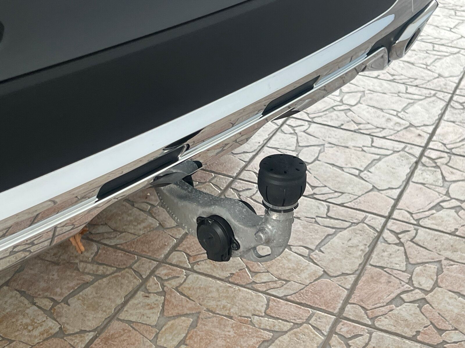 Mercedes-Benz GLC 300 e 4M Avantgarde/Navi/Pano-Dach/Distronic