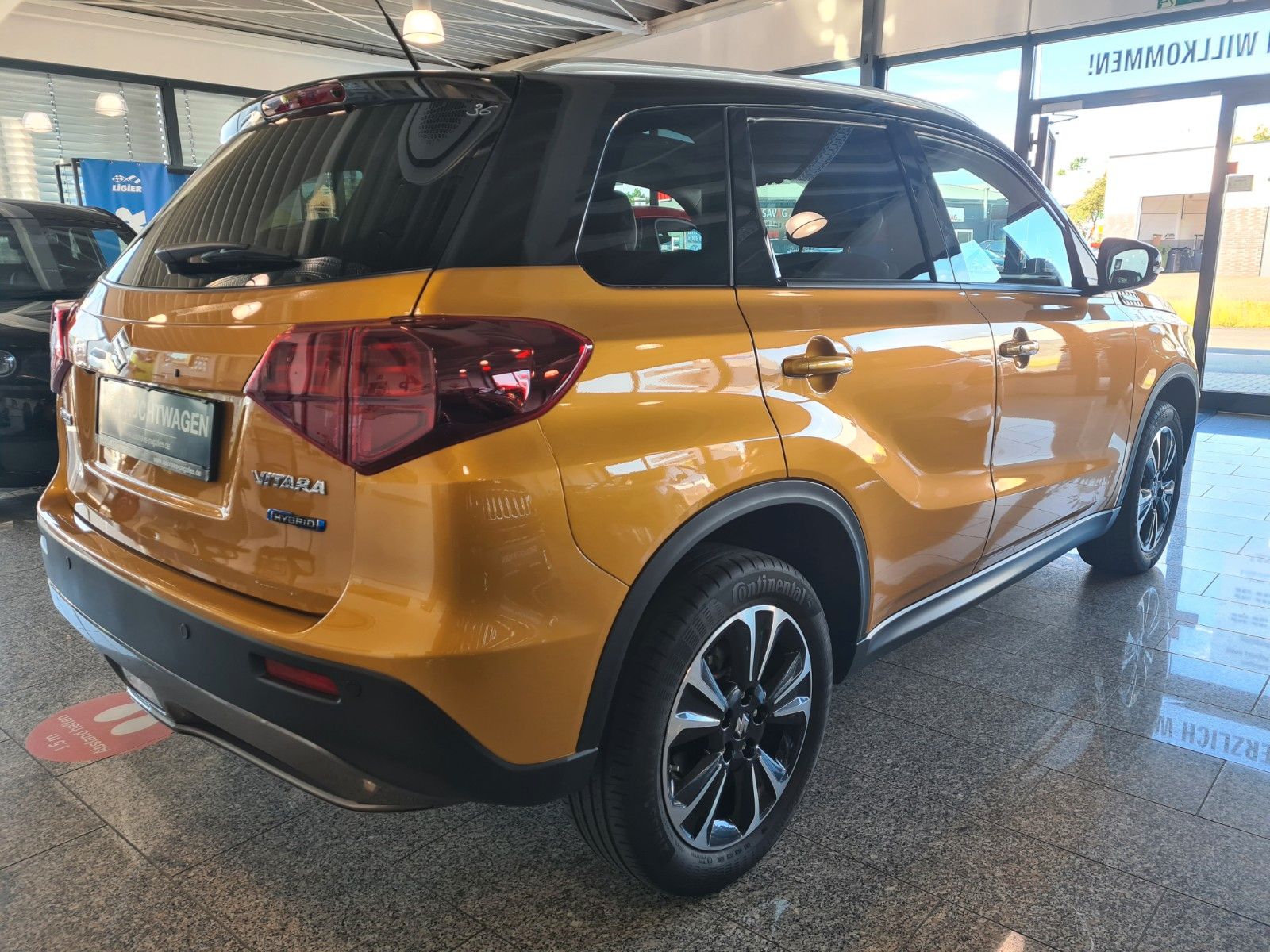 Suzuki Vitara 1.5 Hybrid Comfort+ 4x2 - Samsaru's Car Outlet