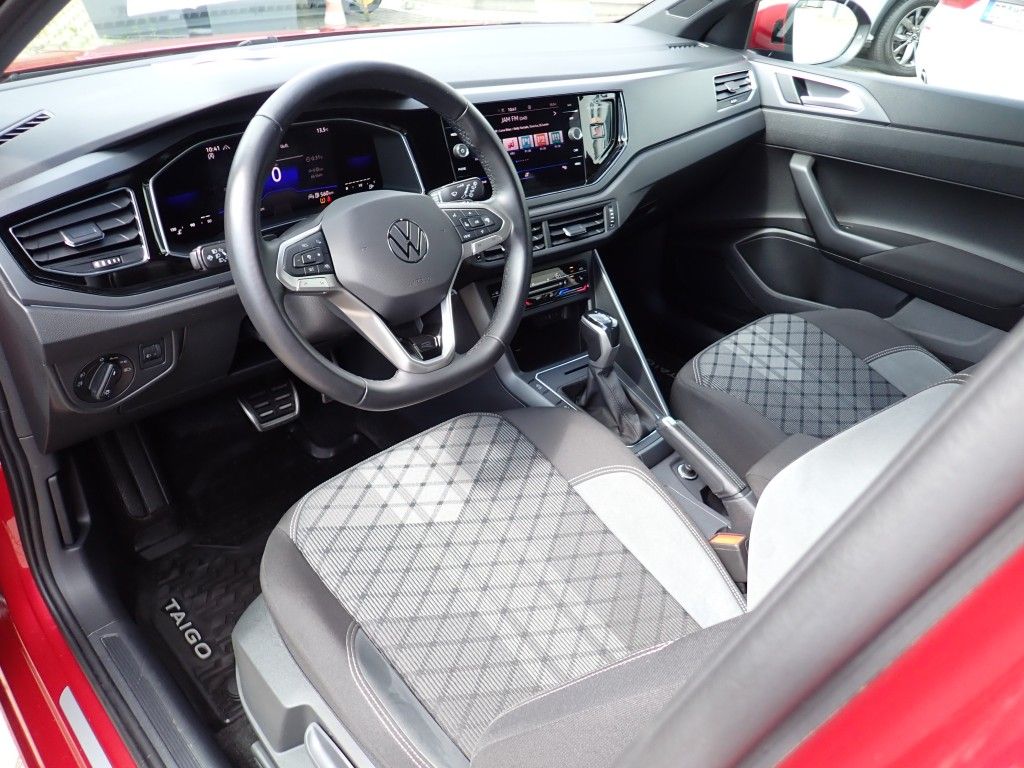 Volkswagen Taigo 1.0 TSI DSG R-Line - Samsaru's Car Outlet
