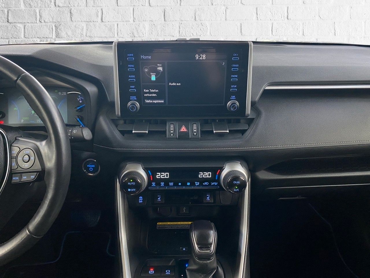 Toyota RAV 4 RAV4 Hybrid 4x4 - Samsaru's Car Outlet