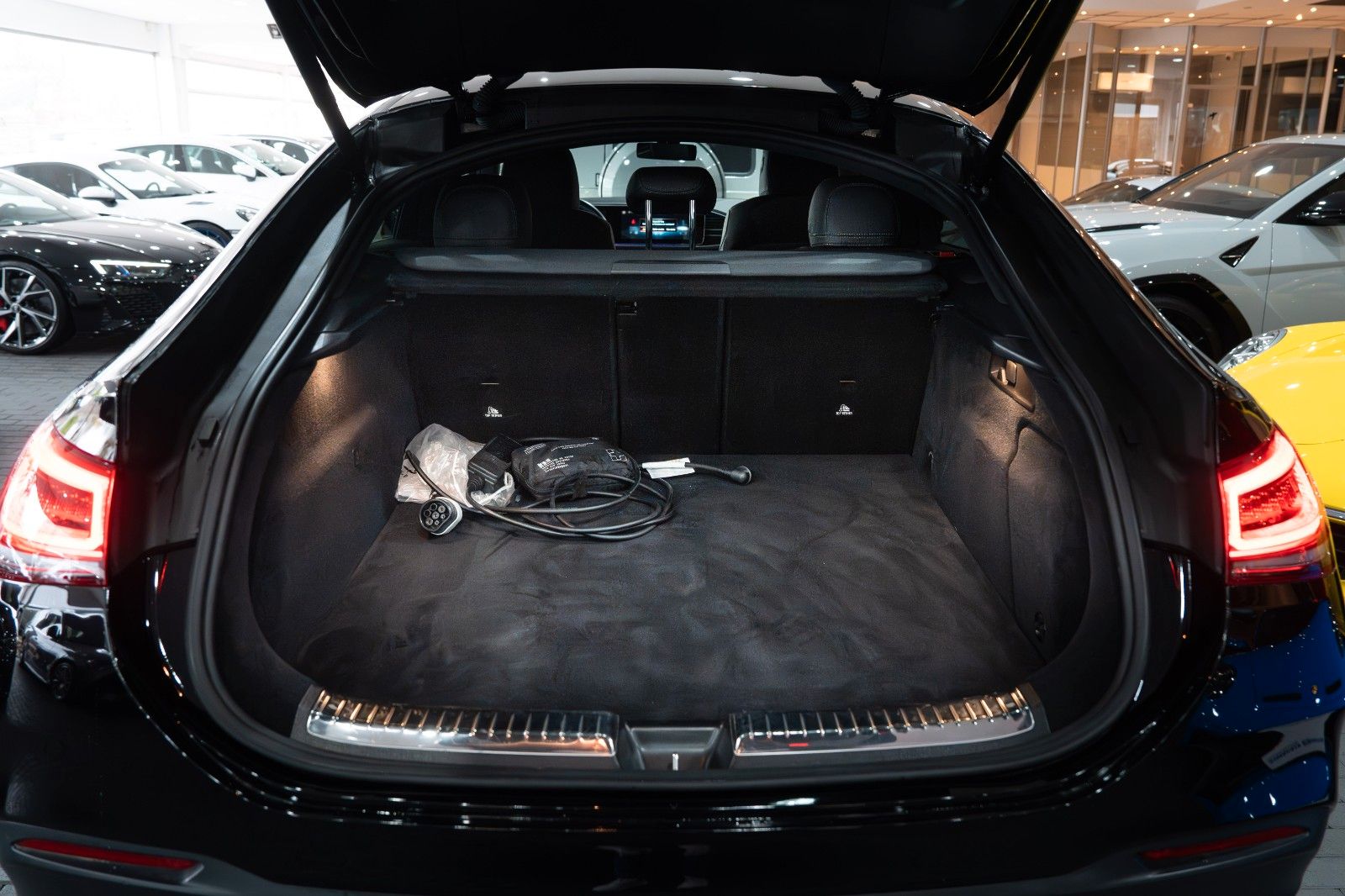 Mercedes-Benz GLE 350e 4M Coupe*AMG-LINE*NIGHT*BURMES.*1.HAND