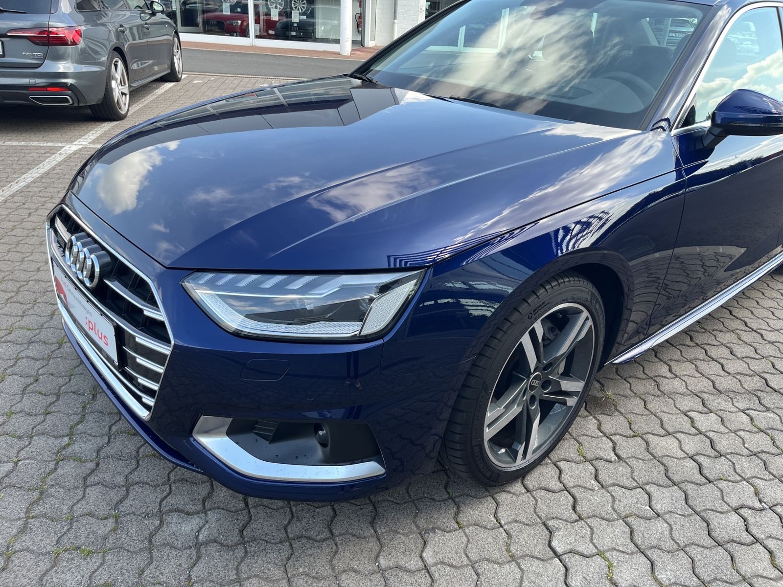 Audi A4 Limousine 40 TDI QUATTRO ADVANCED - Samsaru's Car Outlet