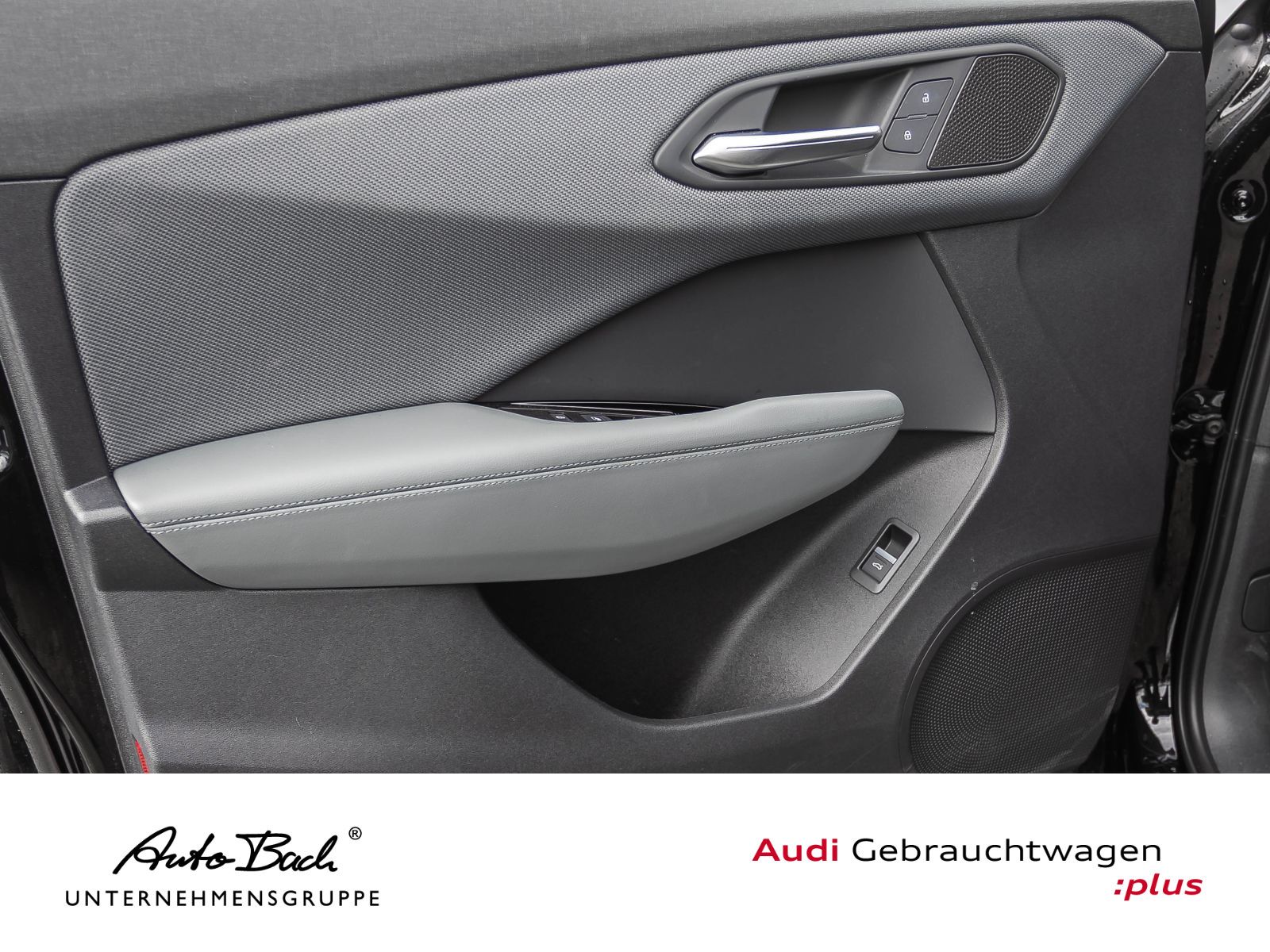 Audi Q3 S line TFSI Stronic Navi LED CarPlay ACC AHK