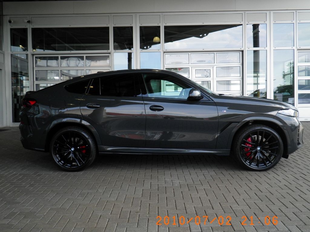 BMW X6 xDrive 40d M Sport Sportpaket HUD AD AHK-klap
