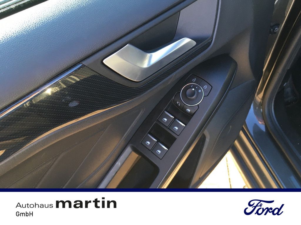 Ford Focus 1.0 EcoBoost ST-Line X KAMERA Automatik