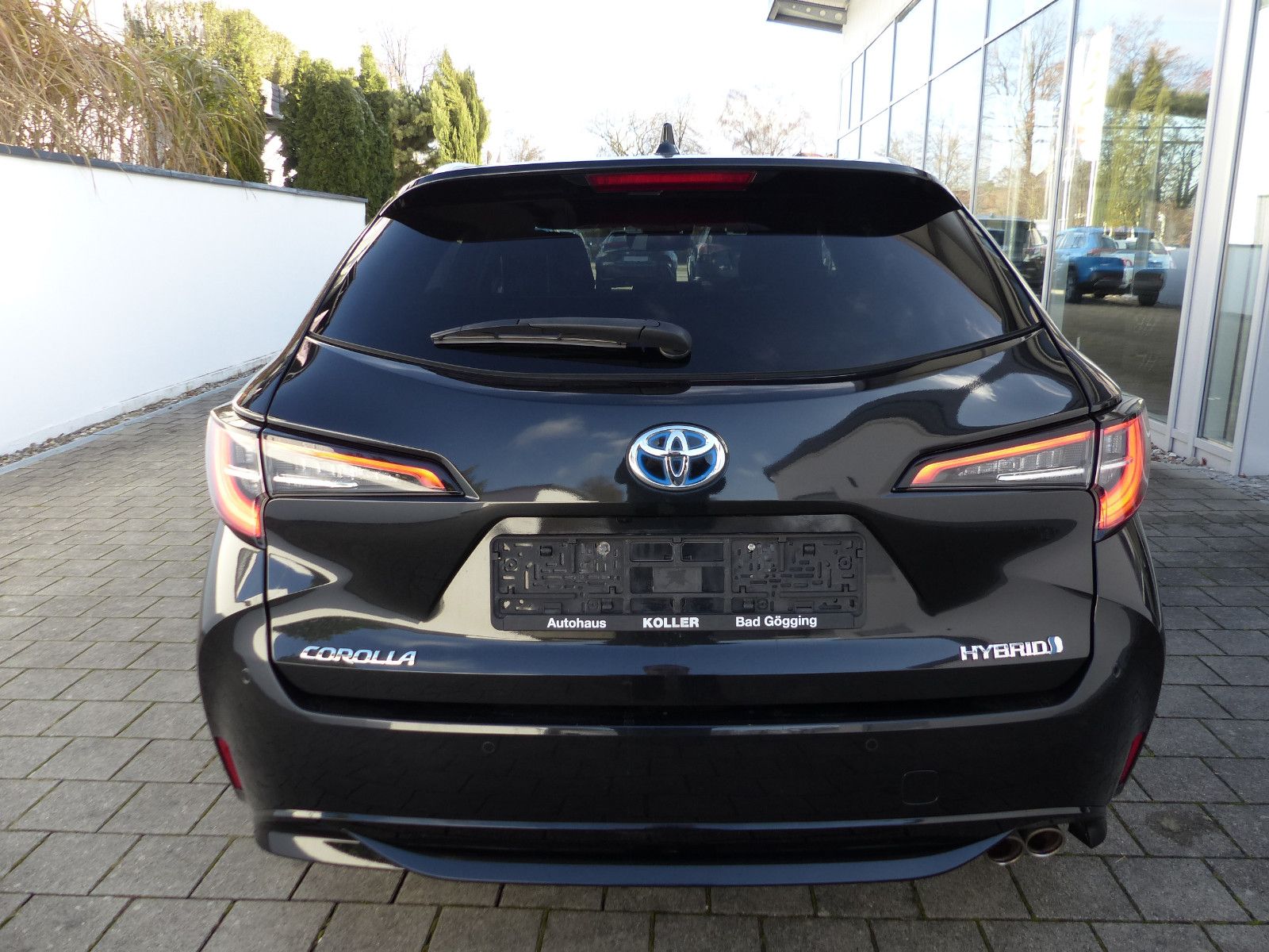 Toyota Corolla TS 2.0 Hybrid Einparkh. Selbstlenkend