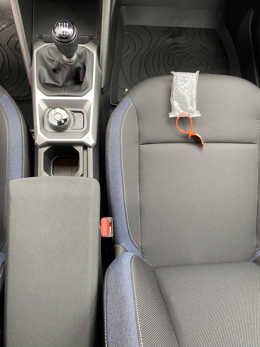 Dacia Duster 4x4 - Samsaru's Car Outlet