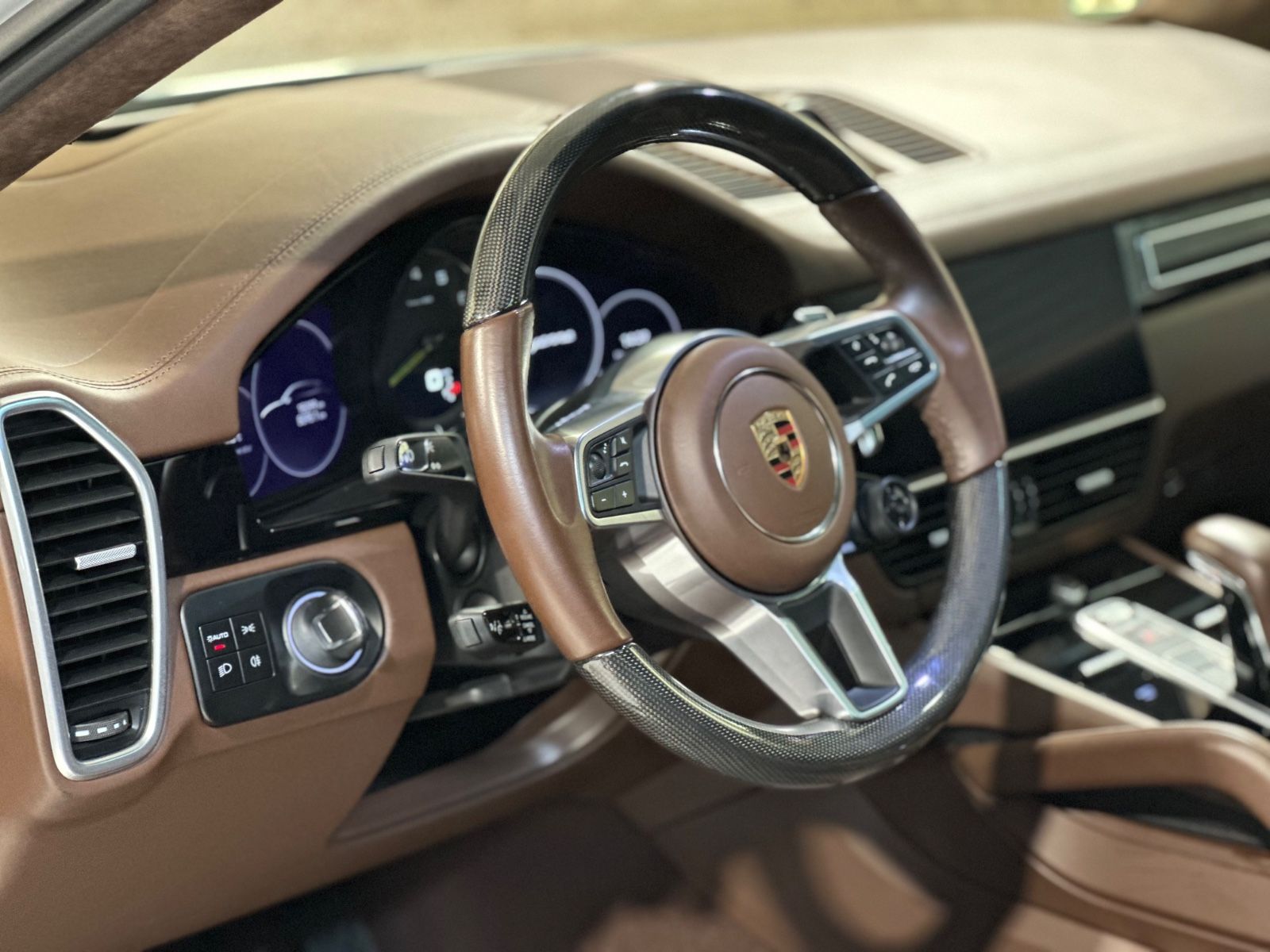 Porsche Cayenne Coupe E-Hybrid Platinum Edit.*WERKSGARAN