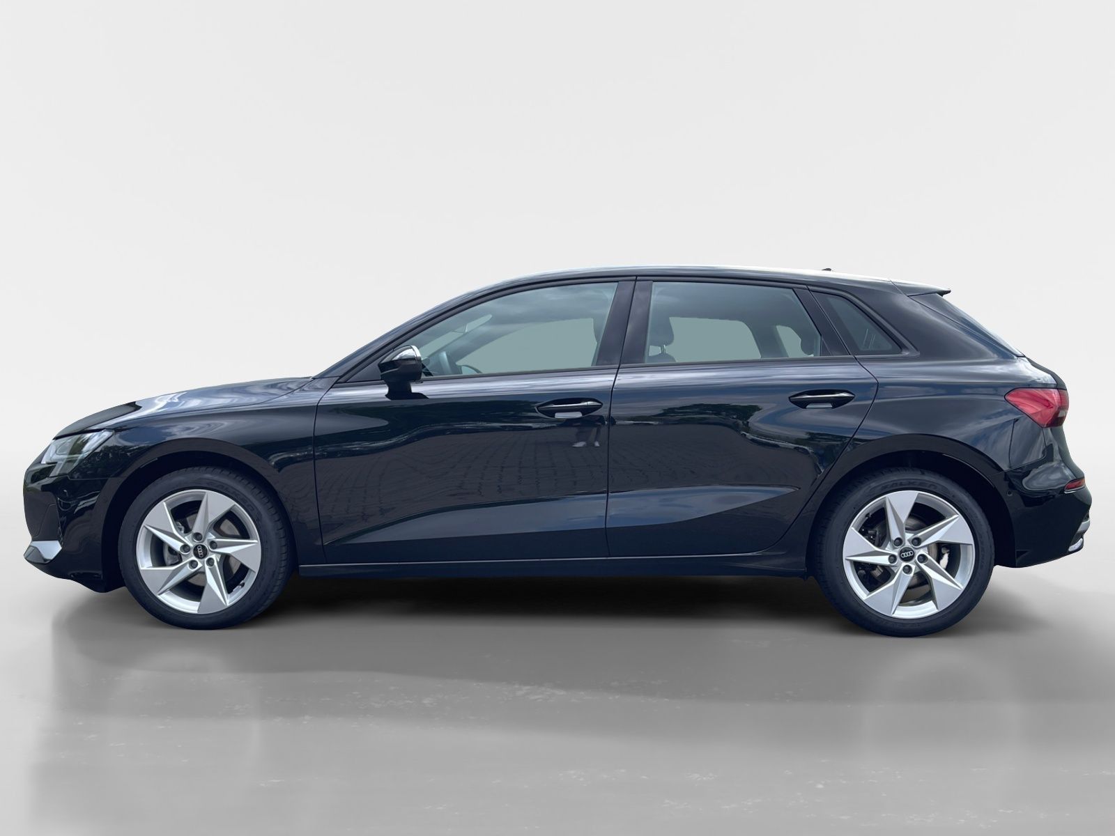 Audi A3 Sportback 35 TDI advanced - Samsaru's Car Outlet