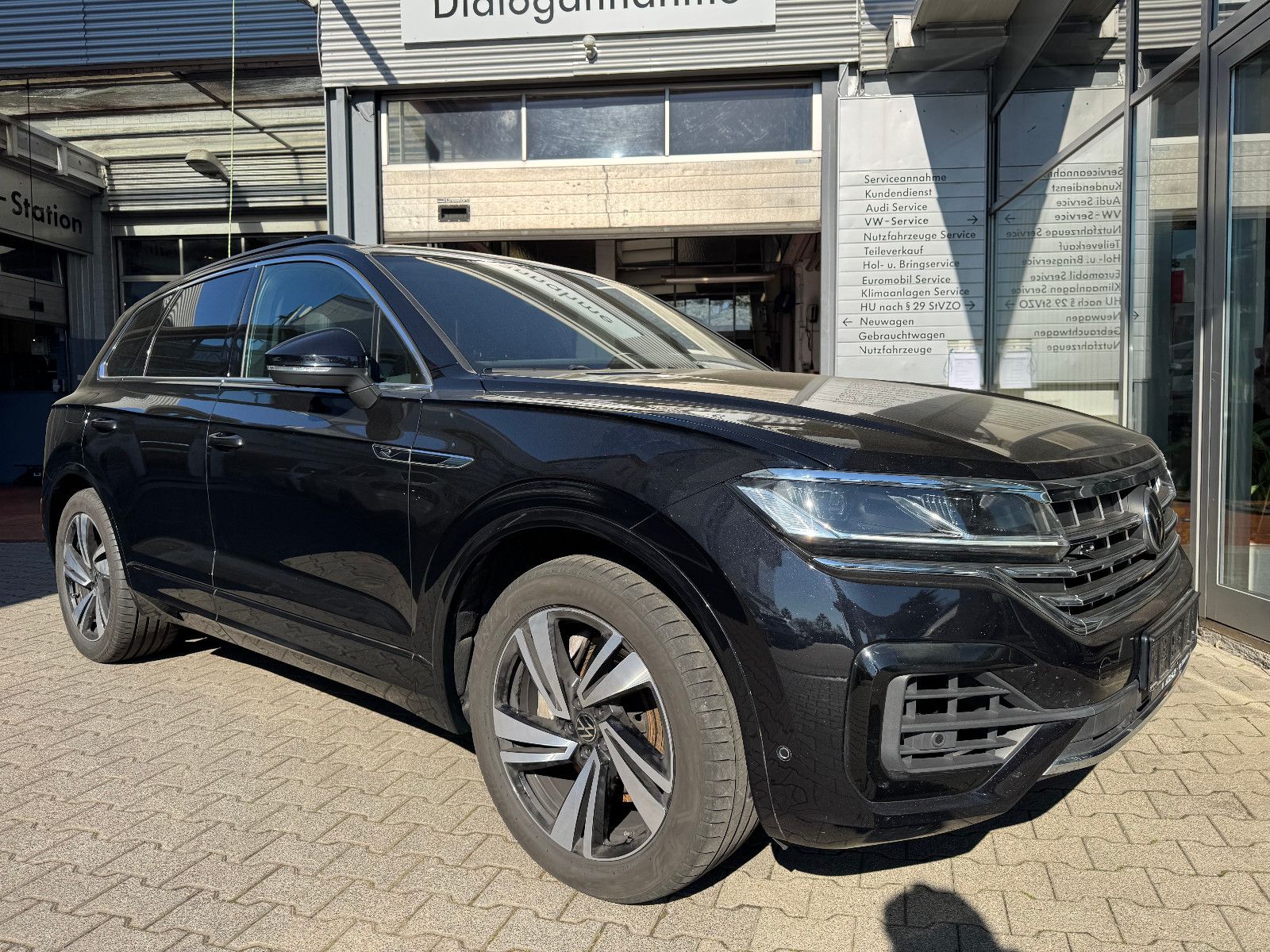 Volkswagen Touareg R-Line 3.0 V6 TSI 4MOTION -Vollausstatt.
